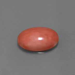 Corallo naturale rosa da 4,05 ct, taglio ovale, opaco