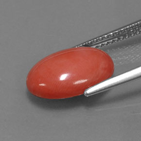 Corallo naturale rosa da 3,33 ct, taglio ovale, opaco