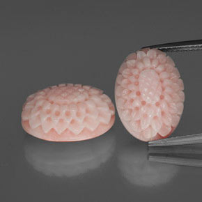 Corallo naturale rosa da  ct, forma fantasia, opaco