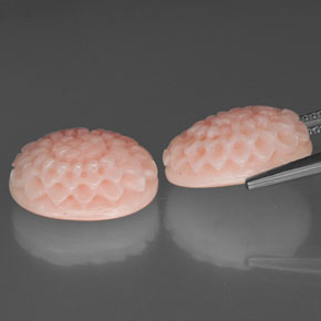 Corallo naturale rosa da  ct, forma fantasia, opaco