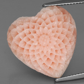 Corallo naturale rosa da 22,67 ct, a forma di cuore, opaco