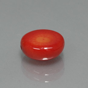 Corallo naturale rosa da 2,35 ct, forma fantasia, opaco