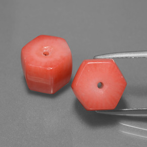 Corallo naturale rosa da  ct, forma fantasia, opaco