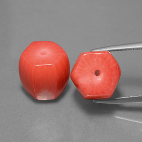 Corallo naturale rosa da  ct, forma fantasia, opaco