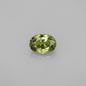Granato demantoide naturale verde da 0,67 ct, taglio ovale, VS
