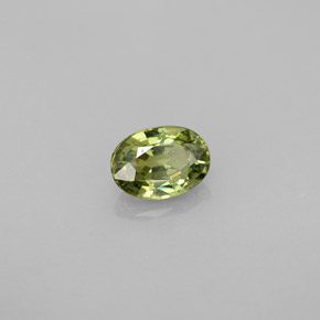 Granato demantoide naturale verde da 0,67 ct, taglio ovale, VS