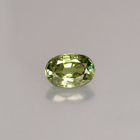 Granato demantoide naturale verde da 0,68 ct, taglio ovale, VS-SI