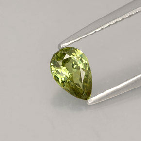 Granato demantoide naturale verde da 0,49 ct, taglio a pera, VS