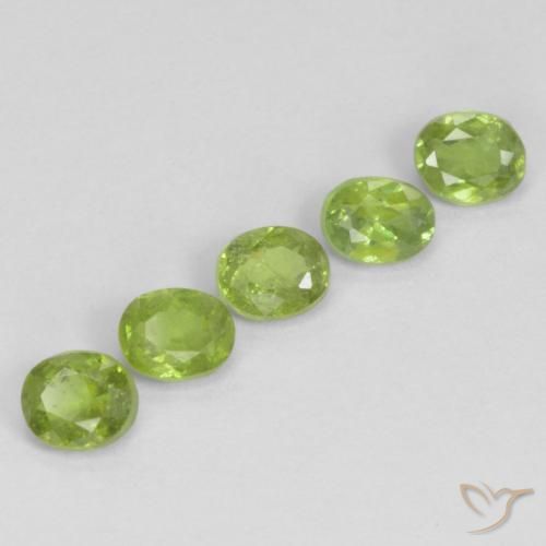 Gemme di Granato demantoide Verde acceso naturale da 1.33 ct, Ovale, VS-SI