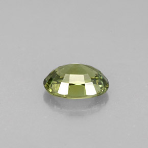 Granato demantoide naturale verde da 0,62 ct, taglio ovale, VS