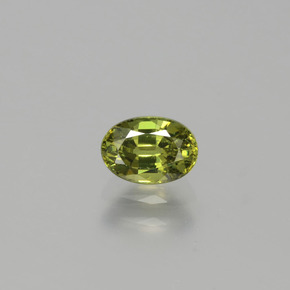 Granato demantoide naturale verde da 0,71 ct, taglio ovale, VVS-VS