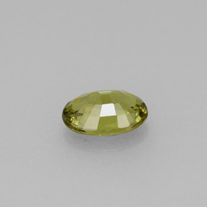 Granato demantoide naturale verde da 0,57 ct, taglio ovale, VVS-VS