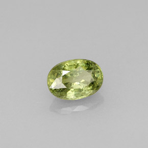 Granato demantoide naturale verde da 0,67 ct, taglio ovale, VS