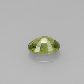 Granato demantoide naturale verde da 0,67 ct, taglio ovale, VS