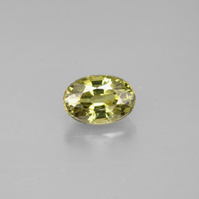 Granato demantoide naturale verde da 0,71 ct, taglio ovale, VS