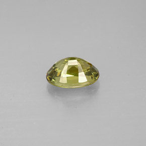 Granato demantoide naturale verde da 0,71 ct, taglio ovale, VS