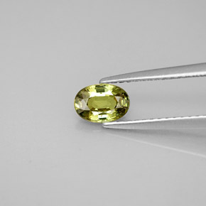 Granato demantoide naturale verde da 0,63 ct, taglio ovale, VS