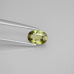 Granato demantoide naturale verde da 0,63 ct, taglio ovale, VS
