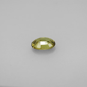 Granato demantoide naturale verde da 0,63 ct, taglio ovale, VS