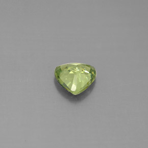 Granato demantoide naturale verde da 0,57 ct, trillion, VS