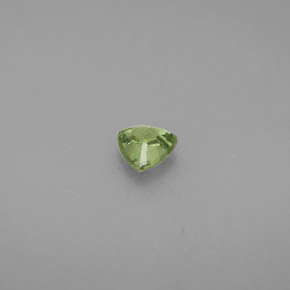 Granato demantoide naturale verde da 0,35 ct, trillion, VS