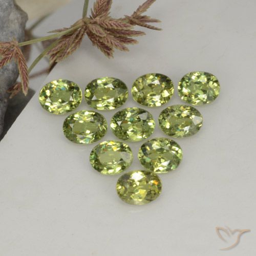 2.19ctw Naturale Verde oliva Granato demantoide, Ovale, VS