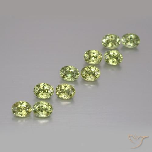 2.44ctw Naturale Verde medio Granato demantoide, Ovale, VS