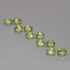 Gemme di Granato demantoide Verde terroso chiaro naturale da 2.73 ct, Ovale, VS