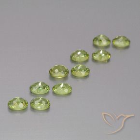 Gemme di Granato demantoide Caldo terroso verde naturale da 2.08 ct, Ovale, VS