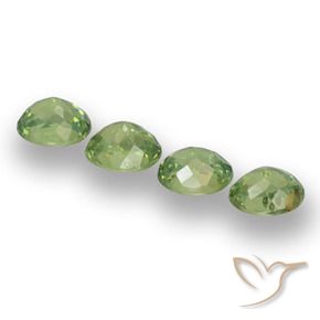 Gemme di Granato demantoide Verde foresta naturale da 1.48 ct, Ovale, VS
