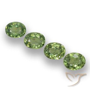 Gemme di Granato demantoide Verde foresta naturale da 1.42 ct, Ovale, VS