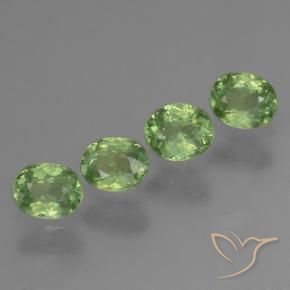Gemme di Granato demantoide Verde medio naturale da 1.20 ct, Ovale, VS