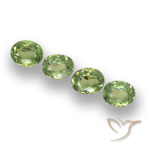 Gemme di Granato demantoide Verde caldo naturale da 1.23 ct, Ovale, VS