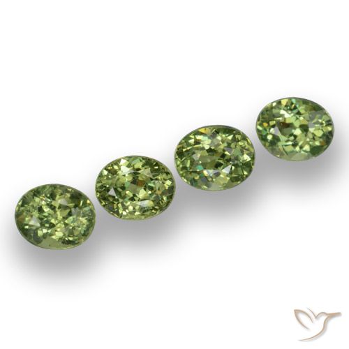 1.65ctw Naturale Verde caldo Granato demantoide, Ovale, VS