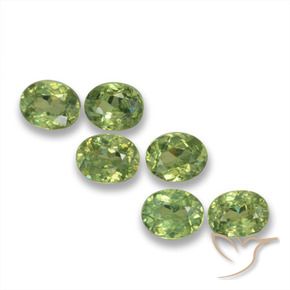 Gemme di Granato demantoide Verde caldo naturale da 1.81 ct, Ovale, VS