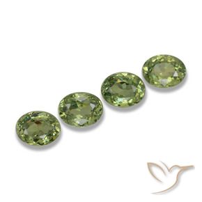 Gemme di Granato demantoide Verde foresta naturale da 1.23 ct, Ovale, VS