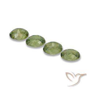 Gemme di Granato demantoide Verde foresta naturale da 1.23 ct, Ovale, VS