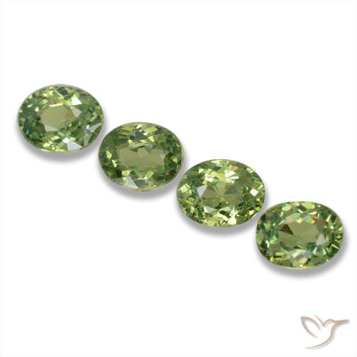 1.14ctw Naturale Verde caldo Granato demantoide, Ovale, VS