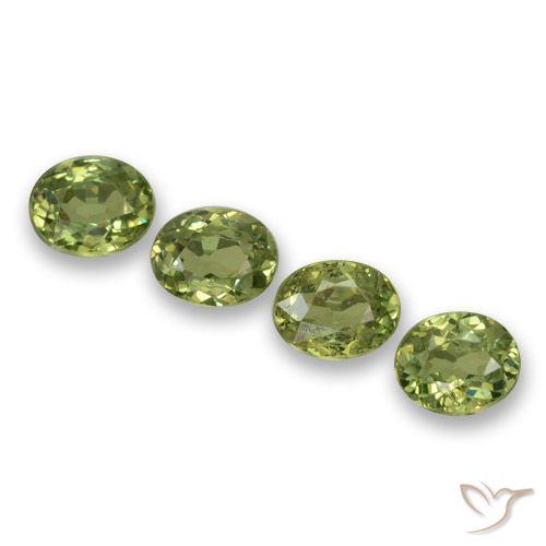 1.25ctw Naturale Verde chiaro Granato demantoide, Ovale, VS