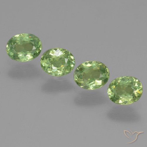 1.24ctw Naturale Verde medio Granato demantoide, Ovale, VS