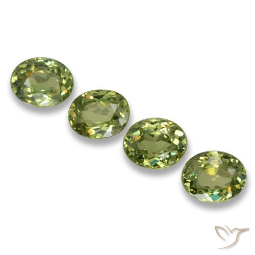 1.23ctw Naturale Verde oliva Granato demantoide, Ovale, VS