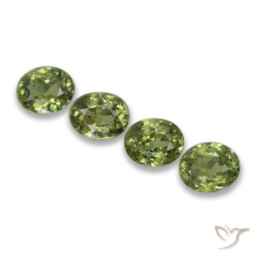 1.57ctw Naturale Verde foresta chiaro Granato demantoide, Ovale, VS