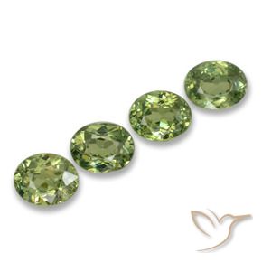 Gemme di Granato demantoide Verde chiaro naturale da 1.60 ct, Ovale, VS