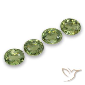 Gemme di Granato demantoide Verde caldo naturale da 1.49 ct, Ovale, VS