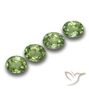 Gemme di Granato demantoide Verde medio naturale da 1.24 ct, Ovale, VVS-VS
