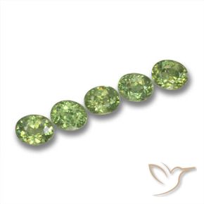 Gemme di Granato demantoide Verde caldo naturale da 1.77 ct, Ovale, VS