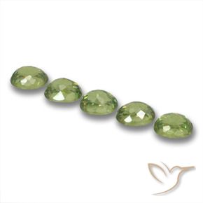 Gemme di Granato demantoide Verde foresta chiaro naturale da 1.91 ct, Ovale, VS