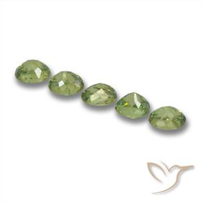 Gemme di Granato demantoide Verde foresta naturale da 1.86 ct, Ovale, VS