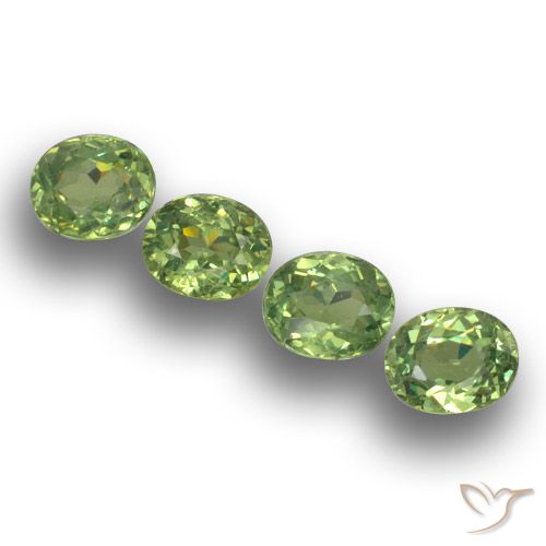 1.68ctw Naturale Verde foresta Granato demantoide, Ovale, VS