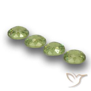 Gemme di Granato demantoide Verde medio naturale da 1.46 ct, Ovale, VS